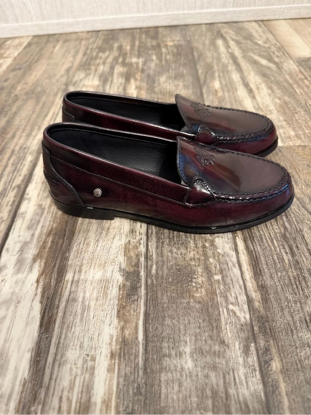 Confetti Kid’s Burgundy Leather Slip-On Loafers Size 32=US 1 Youth